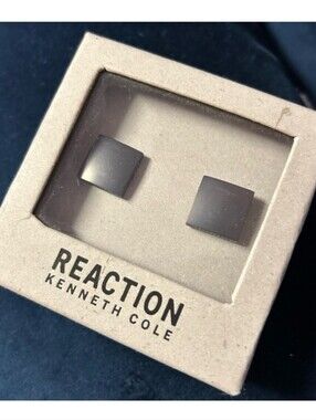 Kenneth Cole Reaction Men's Square Lines Silver Cufflinks